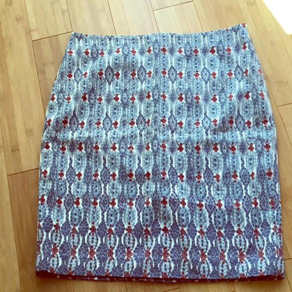 LOFT Dresses & Skirts - NWT LOFT Skirt 8